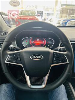 JAC J7